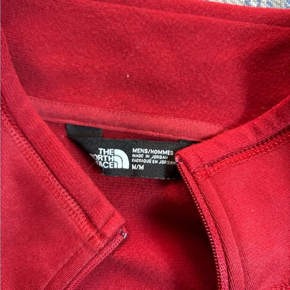 The North Face Quarter Zip Sz. Medium War Patch